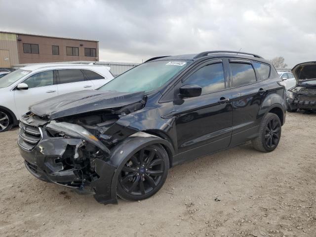 FORD ESCAPE SE 2017 with VIN 1FMCU0GD4HUC65921 - Photo from auction