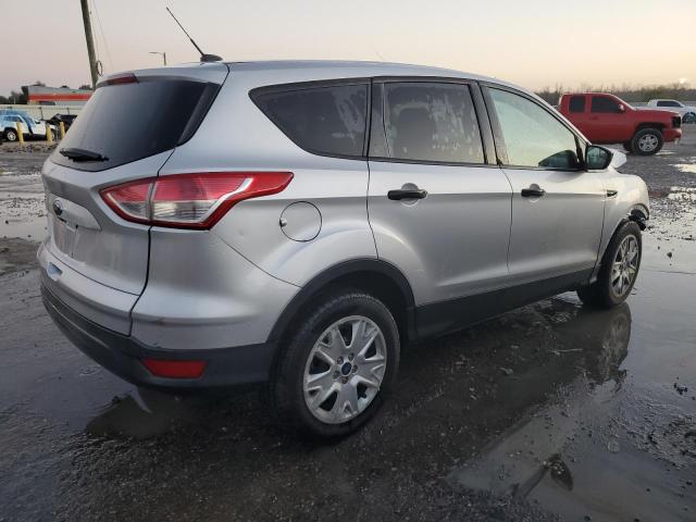 Photo 3 from auction – 2015 FORD ESCAPE S with VIN 1FMCU0F70FUC82921