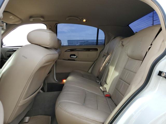 Photo 10 from auction – 1999 LINCOLN TOWN CAR E with VIN 1LNHM81W4XY669467