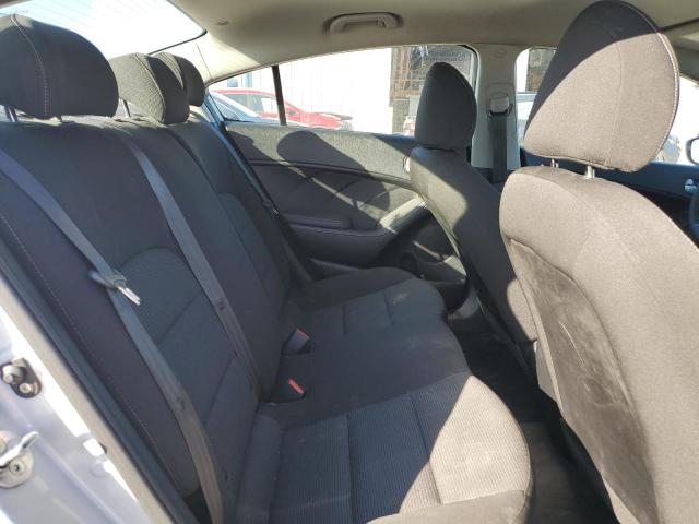 Photo 10 from auction – 2017 KIA FORTE LX with VIN 3KPFK4A78HE134362