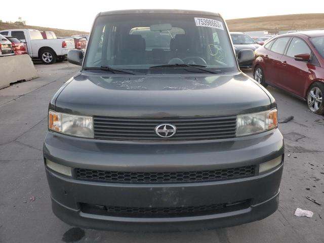Photo 5 from auction – 2004 TOYOTA SCION XB with VIN JTLKT324840160963