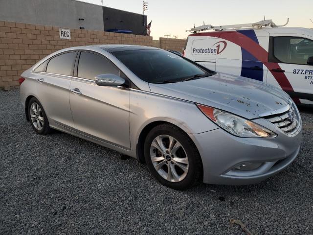 Photo 4 from auction – 2012 HYUNDAI SONATA SE with VIN 5NPEC4AC4CH439769