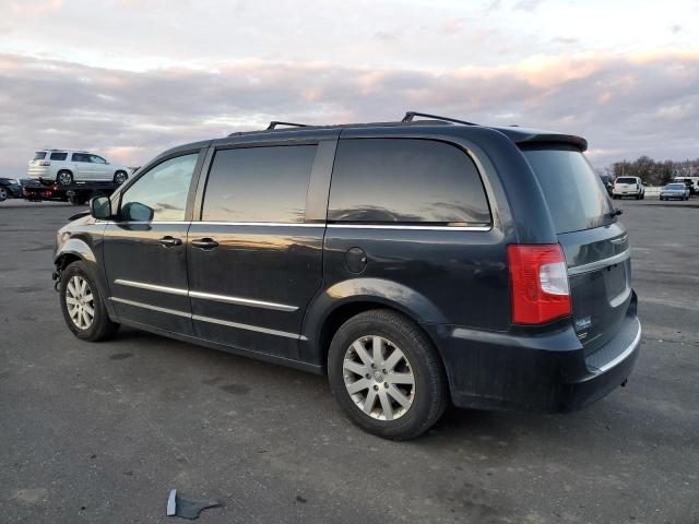 Photo 2 from auction – 2016 CHRYSLER TOWN & COU with VIN 2C4RC1BG0GR298063