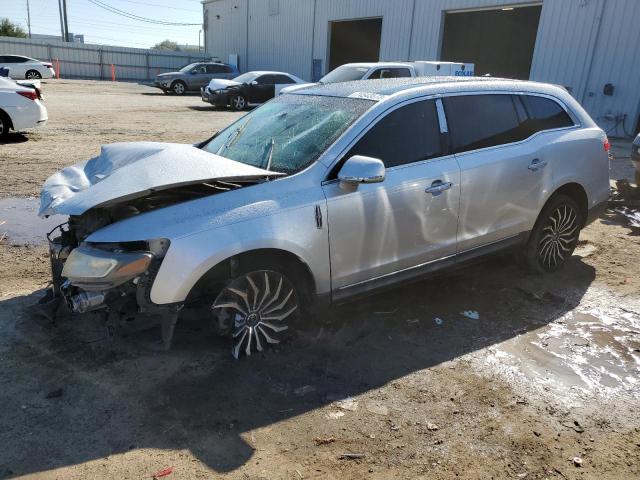 Photo 1 from auction – 2010 LINCOLN MKT with VIN 2LMHJ5FRXABJ29382