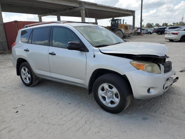 Photo 4 from auction – 2006 TOYOTA RAV4 with VIN JTMBD33V065003191