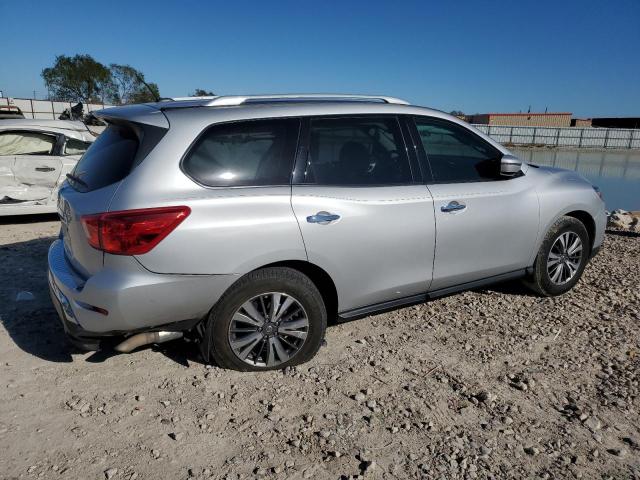 Photo 3 from auction – 2017 NISSAN PATHFINDER with VIN 5N1DR2MN8HC612719