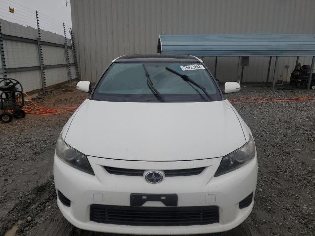 Photo 5 from auction – 2011 TOYOTA SCION TC with VIN JTKJF5C76B3015542