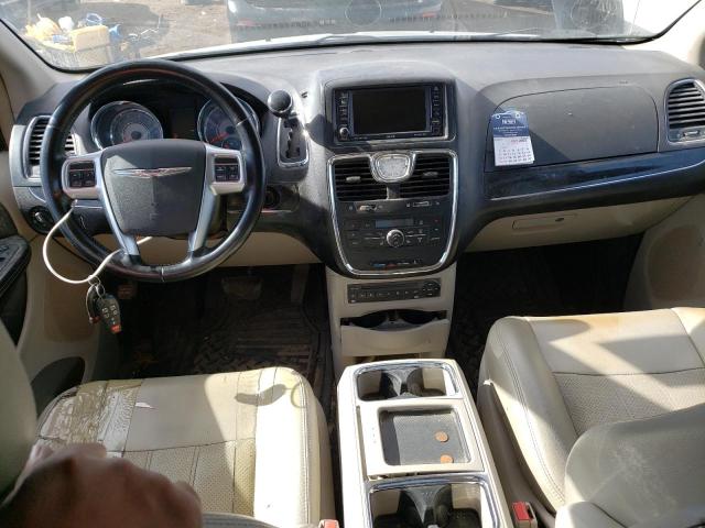 Photo 8 from auction – 2011 CHRYSLER TOWN & COU with VIN 2A4RR8DGXBR630954