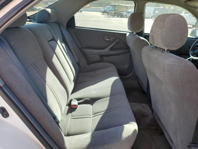 Photo 10 from auction – 2000 TOYOTA CAMRY CE with VIN 4T1BG22K9YU947892