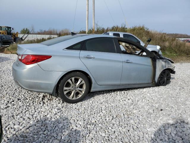 Photo 3 from auction – 2013 HYUNDAI SONATA SE with VIN 5NPEC4AC3DH546054