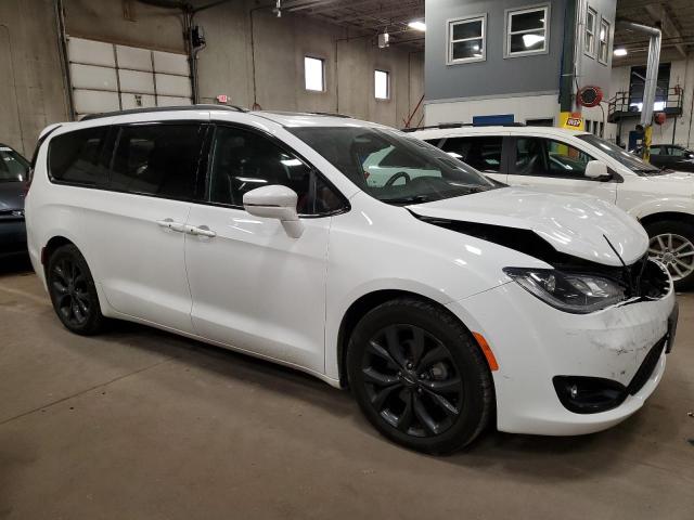 Photo 4 from auction – 2019 CHRYSLER PACIFICA L with VIN 2C4RC1GG9KR708411