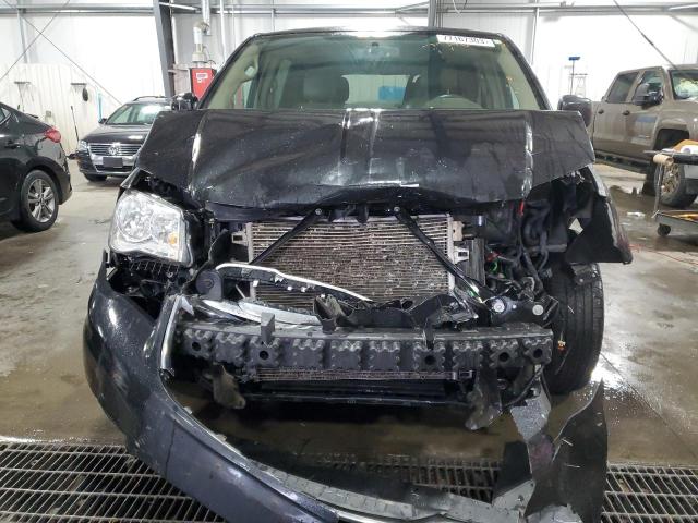Photo 5 from auction – 2016 CHRYSLER TOWN & COU with VIN 2C4RC1BG5GR298463
