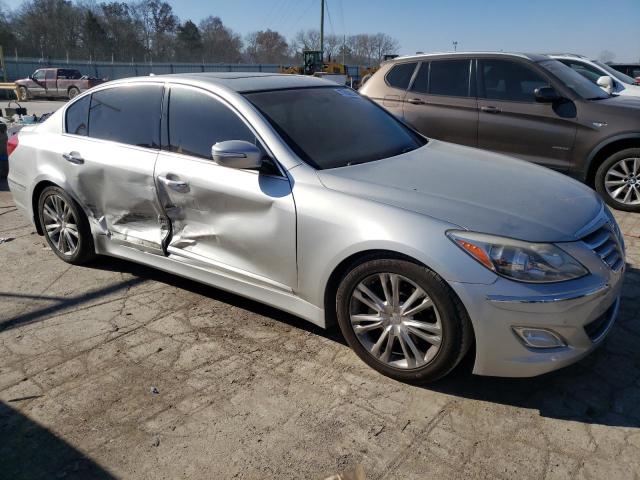 Photo 4 from auction – 2012 HYUNDAI GENESIS 3. with VIN KMHGC4DD2CU201823