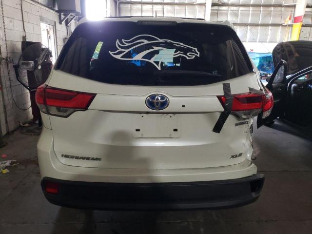 Photo 6 from auction – 2018 TOYOTA HIGHLANDER with VIN 5TDJGRFH7JS039670