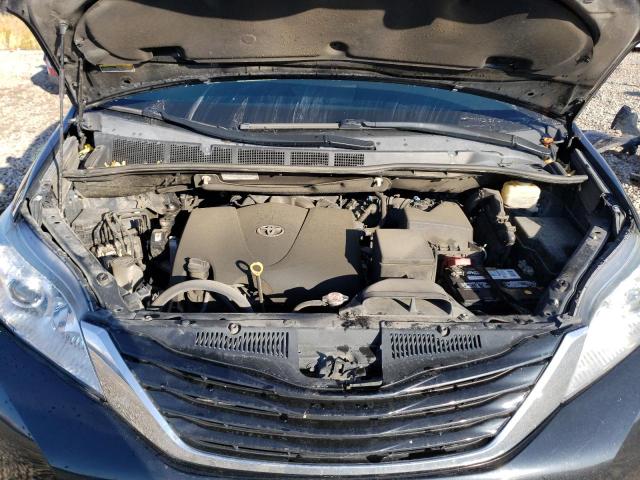 Photo 12 from auction – 2017 TOYOTA SIENNA LE with VIN 5TDKZ3DC1HS821203