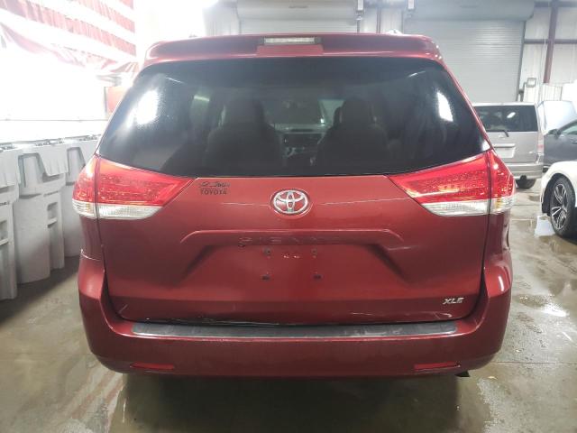 Photo 6 from auction – 2011 TOYOTA SIENNA XLE with VIN 5TDYK3DC2BS033827