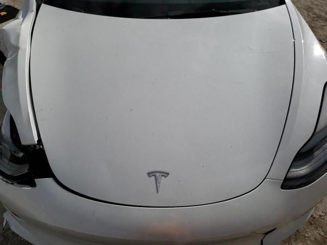 Photo 11 from auction – 2022 TESLA MODEL 3 with VIN 5YJ3E1EB9NF170834