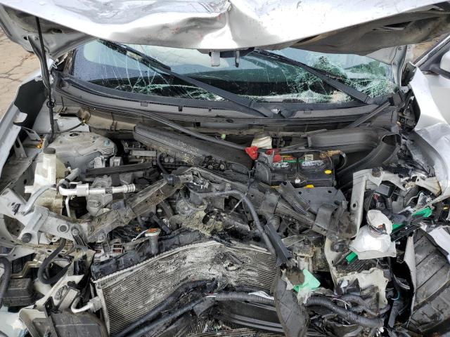 Photo 11 from auction – 2015 NISSAN ROGUE S with VIN 5N1AT2MV3FC770645