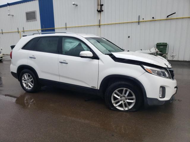 Photo 4 from auction – 2015 KIA SORENTO LX with VIN 5XYKTDA70FG638237