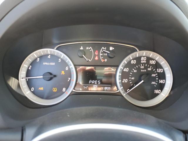 Photo 9 from auction – 2015 NISSAN SENTRA S with VIN 3N1AB7AP3FY381332