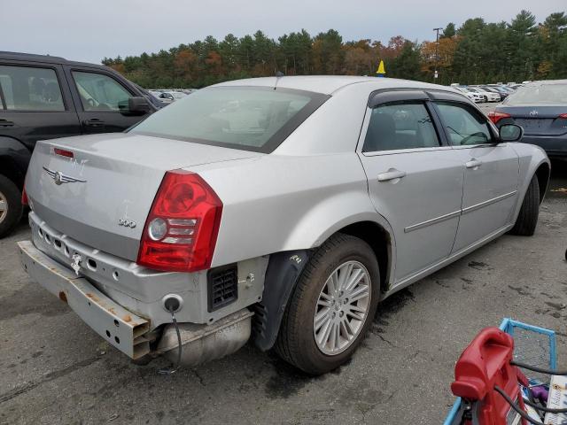 Photo 3 from auction – 2008 CHRYSLER 300 LX with VIN 2C3LA43R38H225181