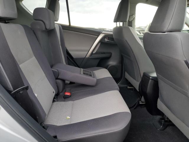 Photo 11 from auction – 2015 TOYOTA RAV4 XLE with VIN JTMWFREV9FJ042591