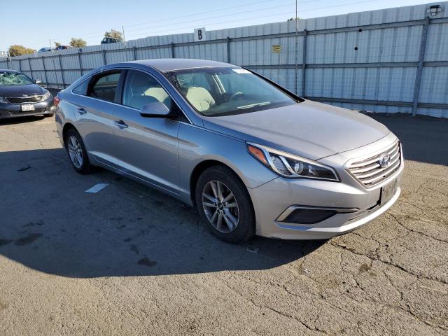 Photo 4 from auction – 2016 HYUNDAI SONATA SE with VIN 5NPE24AF8GH280998