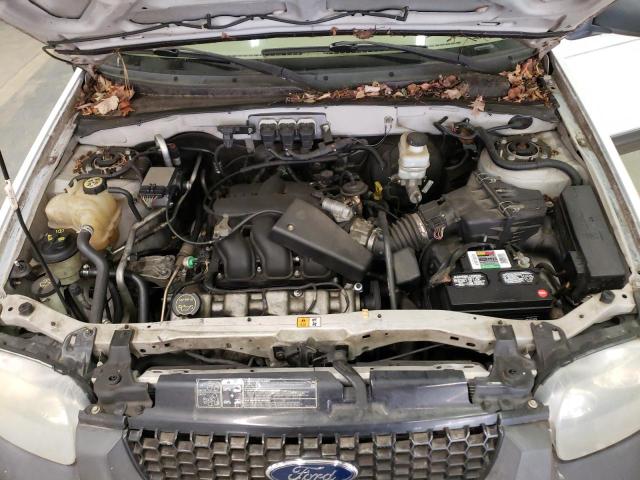 Photo 12 from auction – 2005 FORD ESCAPE XLT with VIN 1FMYU93145KD84484