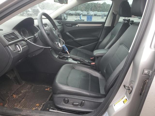 Photo 7 from auction – 2014 VOLKSWAGEN PASSAT SE with VIN 1VWBT7A31EC070644