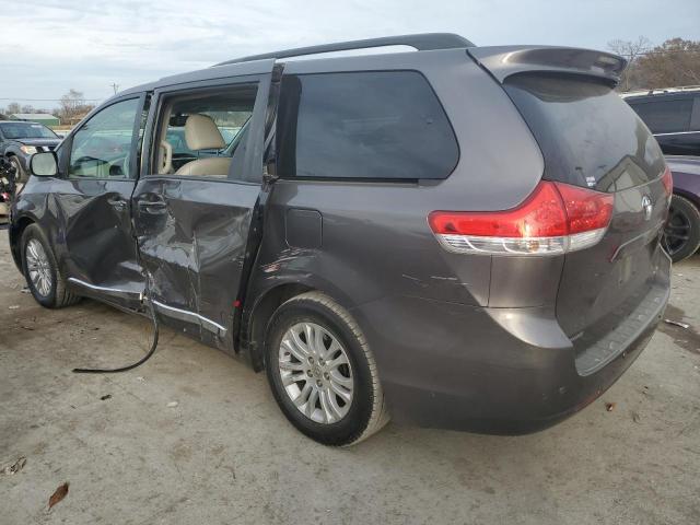 Photo 2 from auction – 2012 TOYOTA SIENNA XLE with VIN 5TDYK3DC1CS276918