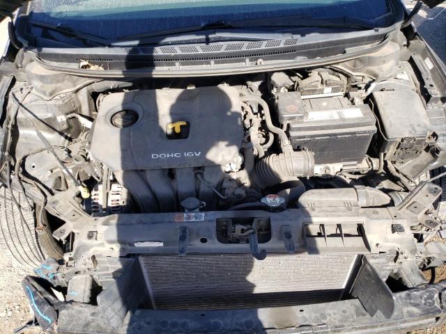 Photo 11 from auction – 2018 KIA FORTE LX with VIN 3KPFK4A76JE230559