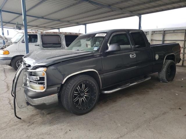 CHEVROLET SILVERADO 2004 with VIN 2GCEC19V741150845 - Photo from auction