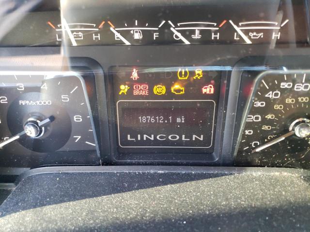 Photo 9 from auction – 2010 LINCOLN NAVIGATOR with VIN 5LMJJ2J57AEJ08796