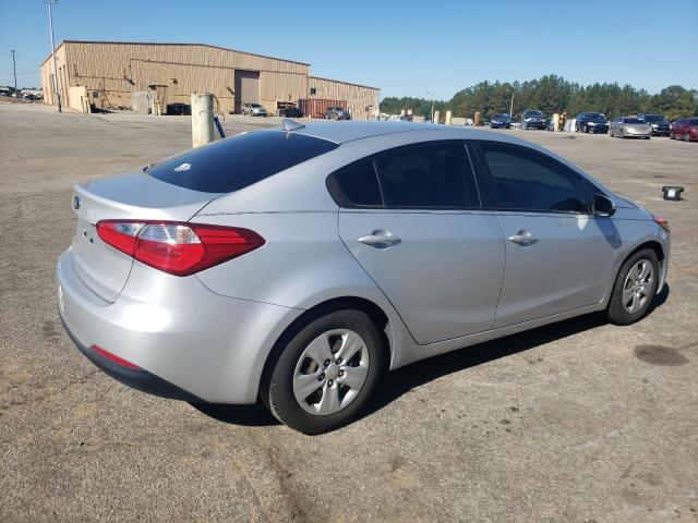 Photo 3 from auction – 2016 KIA FORTE LX with VIN KNAFK4A69G5439352