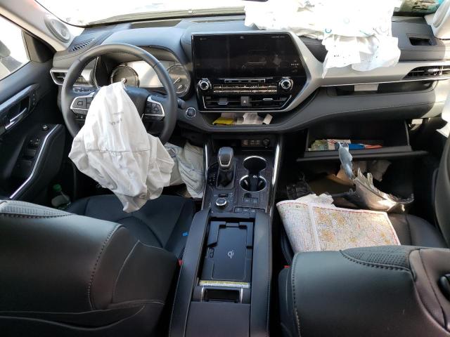 Photo 8 from auction – 2022 TOYOTA HIGHLANDER with VIN 5TDFZRBH2NS233194