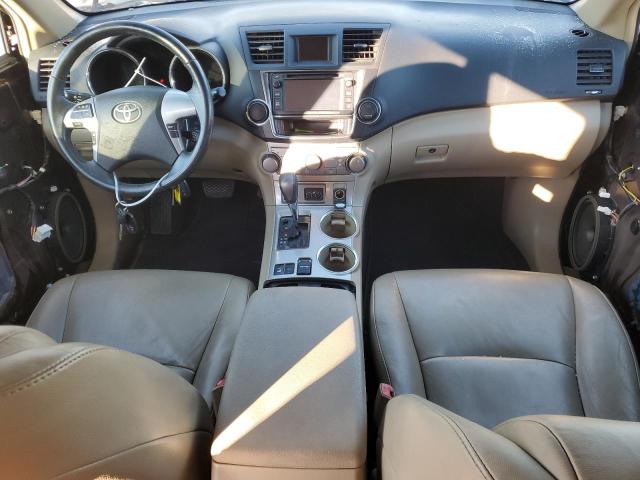 Photo 8 from auction – 2013 TOYOTA HIGHLANDER with VIN 5TDBK3EH7DS182415