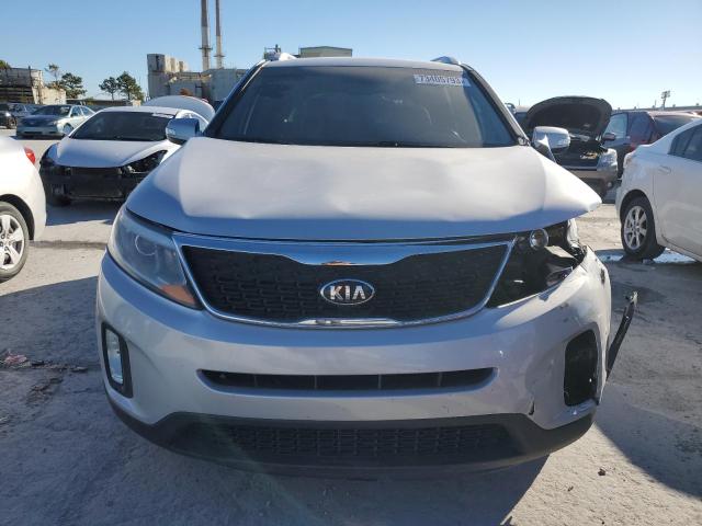 Photo 5 from auction – 2015 KIA SORENTO LX with VIN 5XYKT3A63FG565575