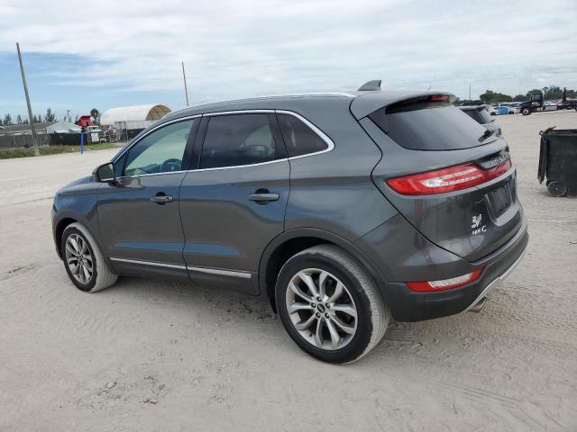 Photo 2 from auction – 2017 LINCOLN MKC SELECT with VIN 5LMCJ2C99HUL02089