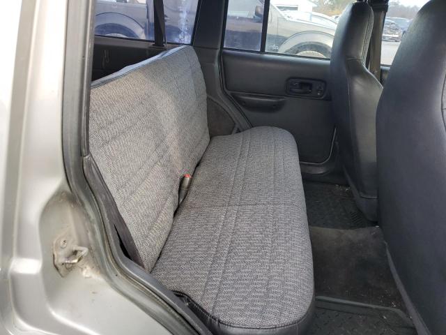 Photo 10 from auction – 2001 JEEP CHEROKEE S with VIN 1J4FF48S71L630517