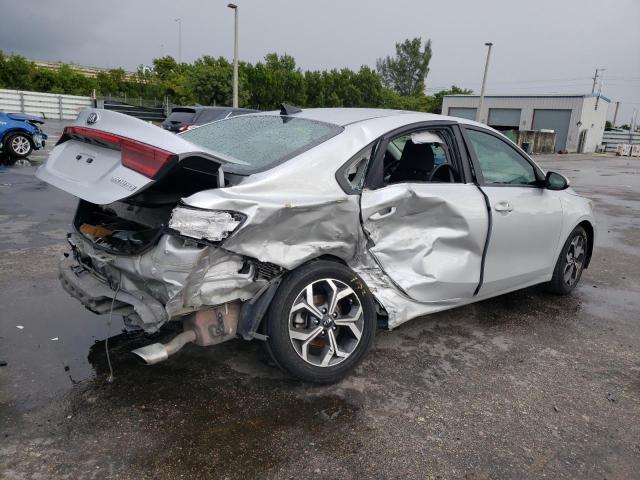 Photo 3 from auction – 2021 KIA FORTE FE with VIN 3KPF24AD8ME310097