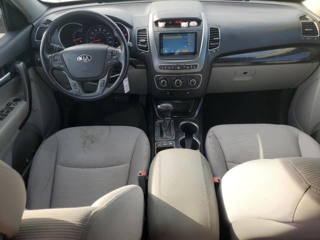 Photo 8 from auction – 2015 KIA SORENTO LX with VIN 5XYKT4A73FG609282