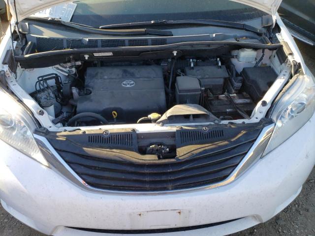Photo 12 from auction – 2012 TOYOTA SIENNA LE with VIN 5TDKK3DC7CS229432