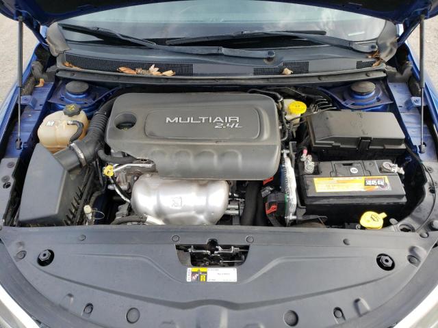 Photo 11 from auction – 2015 CHRYSLER 200 LIMITE with VIN 1C3CCCAB4FN669362