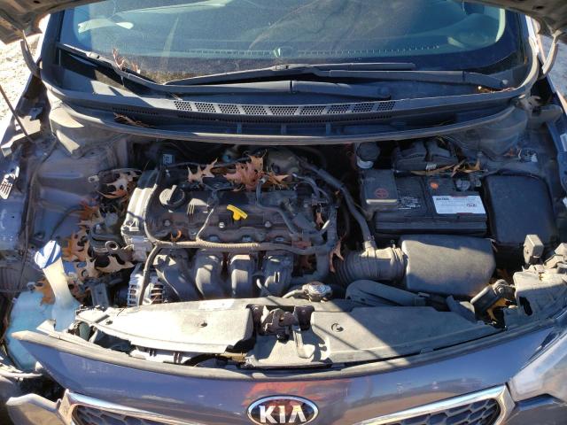 Photo 11 from auction – 2015 KIA FORTE EX with VIN KNAFZ4A87F5261209