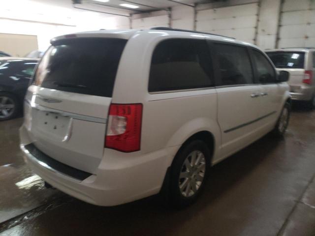 Photo 3 from auction – 2016 CHRYSLER TOWN & COU with VIN 2C4RC1BG4GR302924