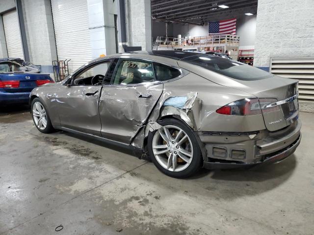Photo 2 from auction – 2015 TESLA MODEL S 70 with VIN 5YJSA1S12FF100371