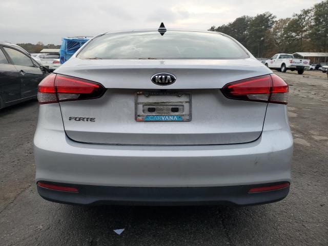 Photo 6 from auction – 2018 KIA FORTE LX with VIN 3KPFL4A75JE269463