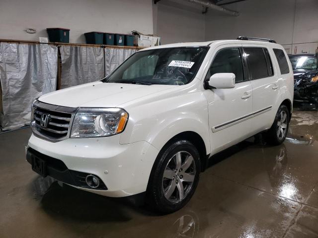 HONDA PILOT TOUR 2015 with VIN 5FNYF4H98FB010264 - Photo from auction