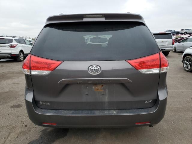 Photo 6 from auction – 2013 TOYOTA SIENNA XLE with VIN 5TDYK3DC4DS291060