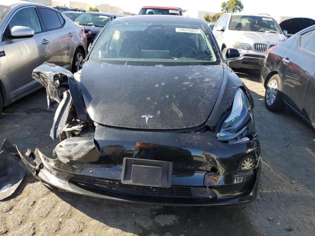 Photo 5 from auction – 2018 TESLA MODEL 3 with VIN 5YJ3E1EA8JF032400